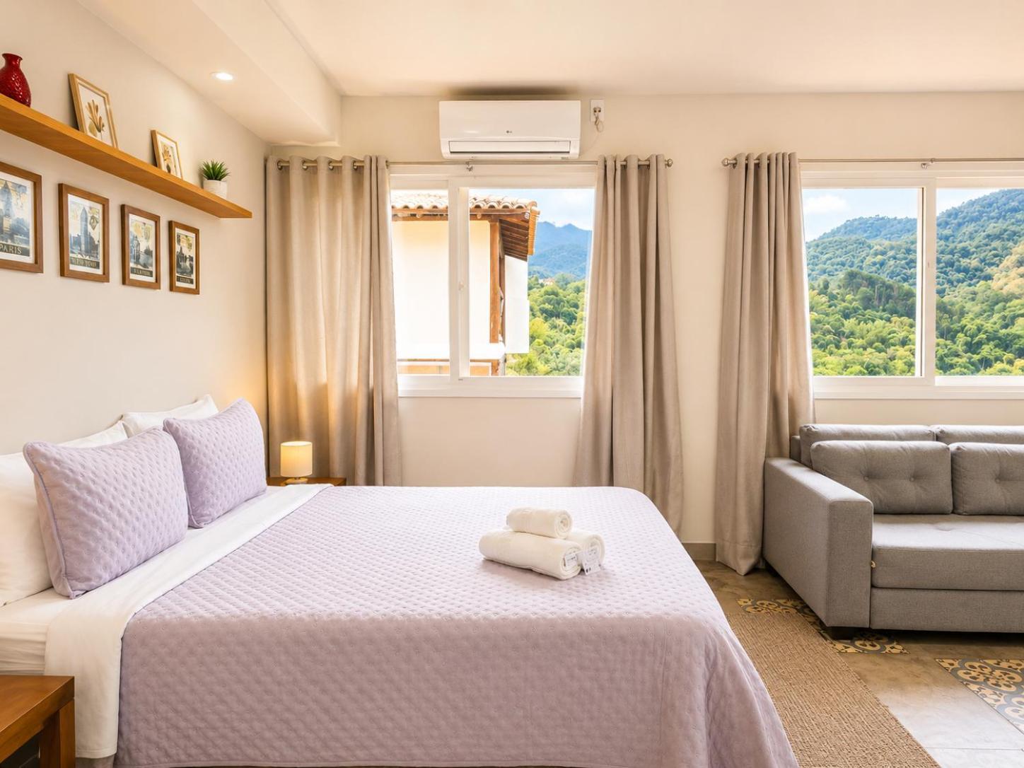 Double Room Mountain View